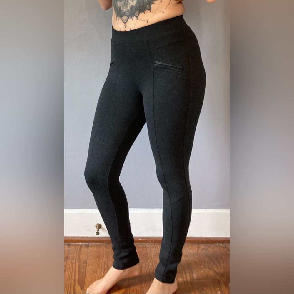 Ci Sono Gray Dress Leggings